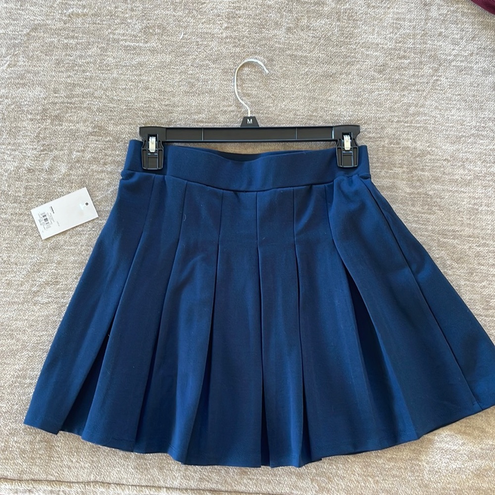 Navy Skirt!